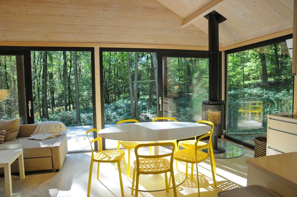Droles D'Ecureuils Villa Les Nobertins ภายนอก รูปภาพ